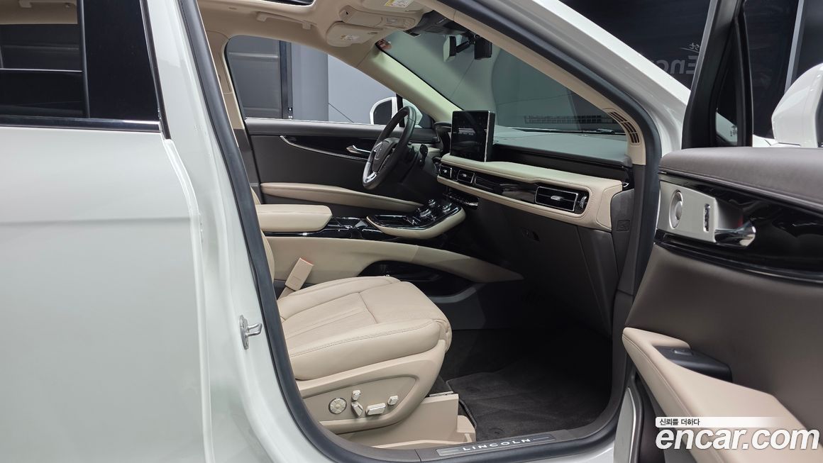 Lincoln Nautilus 2022