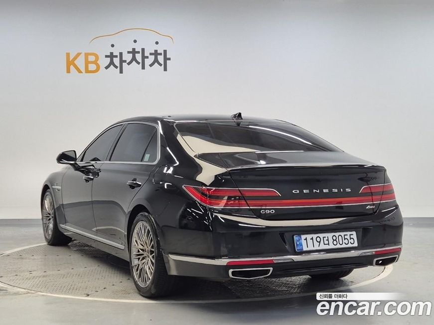 Genesis G90 2021