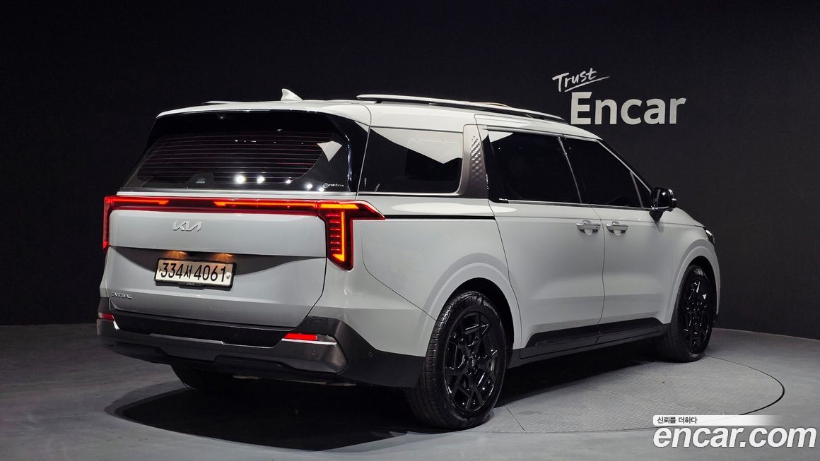Kia Canival 2024