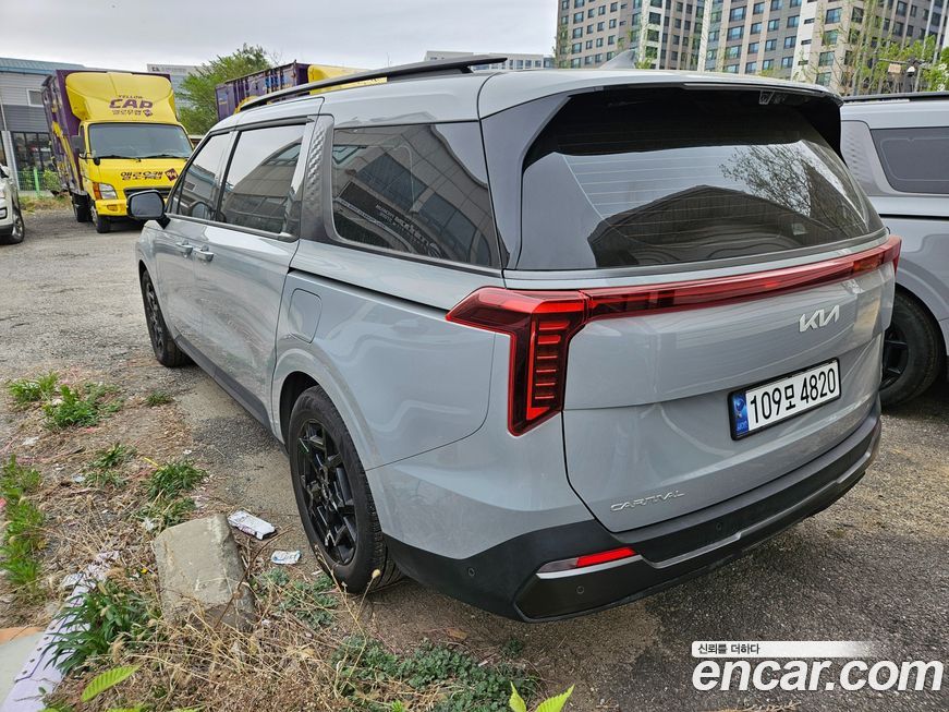 Kia Canival 2025