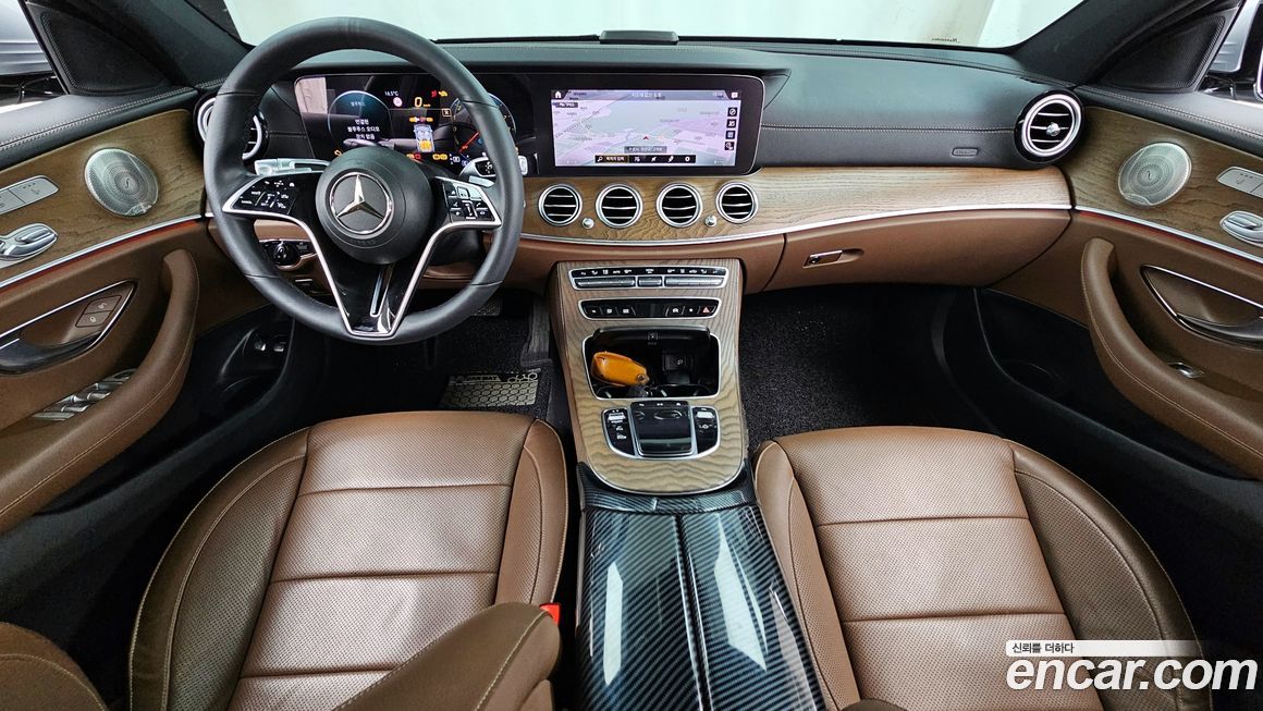 Mercedes-Benz E-Class 2021