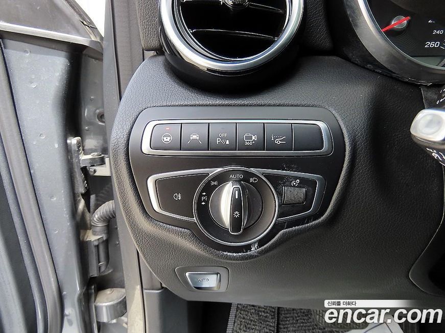 Mercedes-Benz GLC-Class 2019