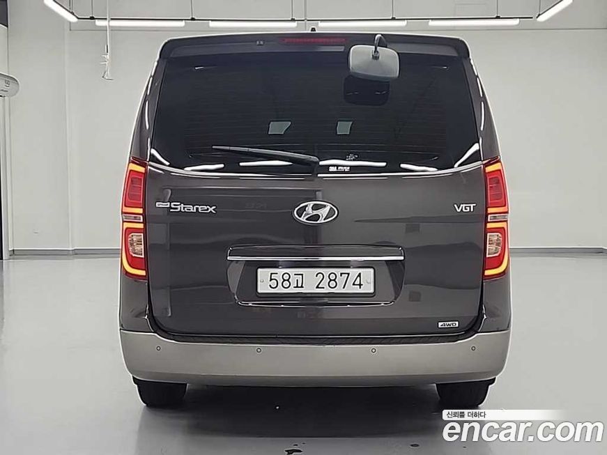 Hyundai Starex 2019