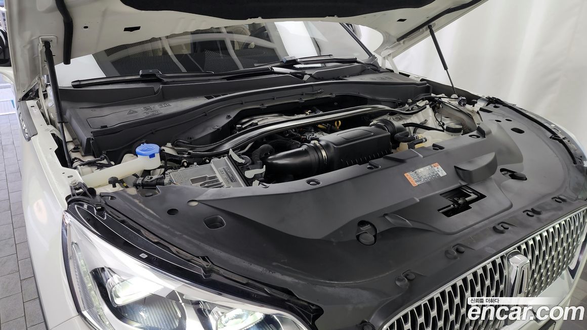 Lincoln Aviator 2023