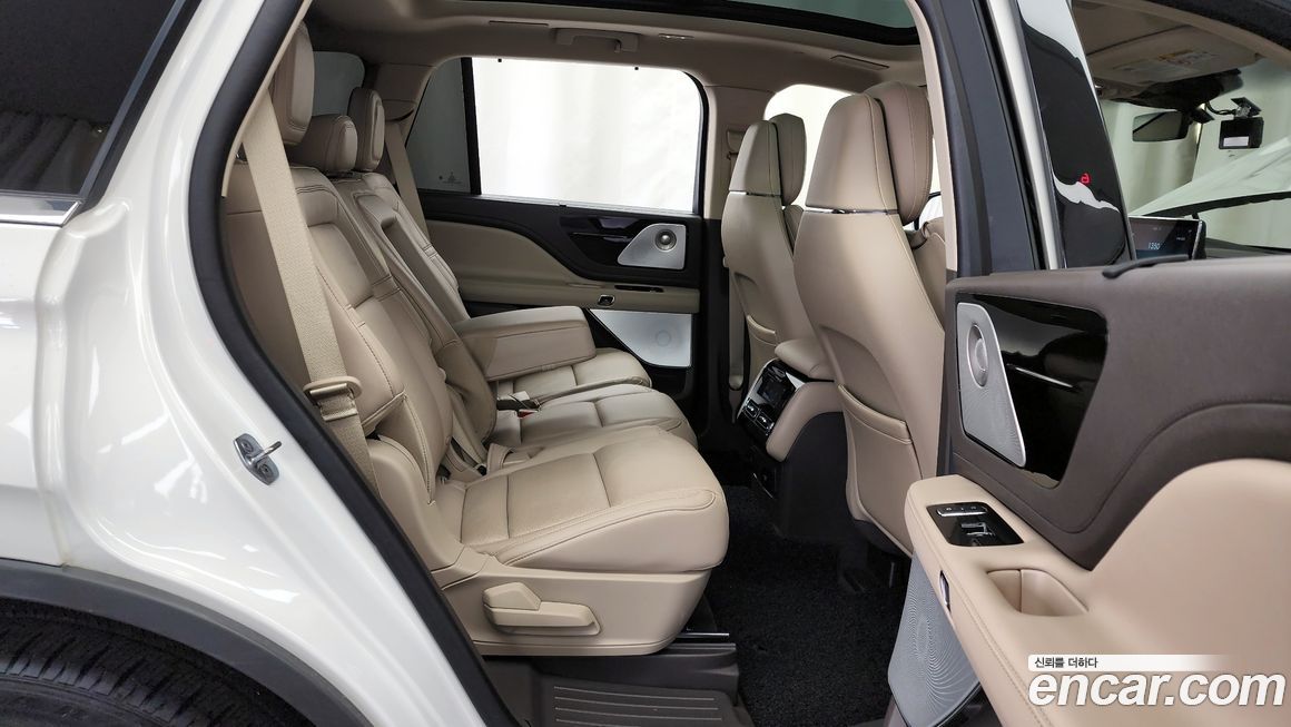 Lincoln Aviator 2023