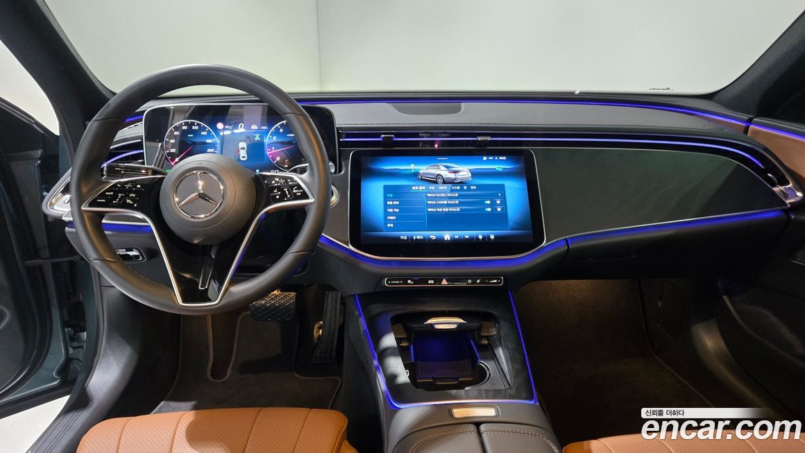 Mercedes-Benz E-Class 2025