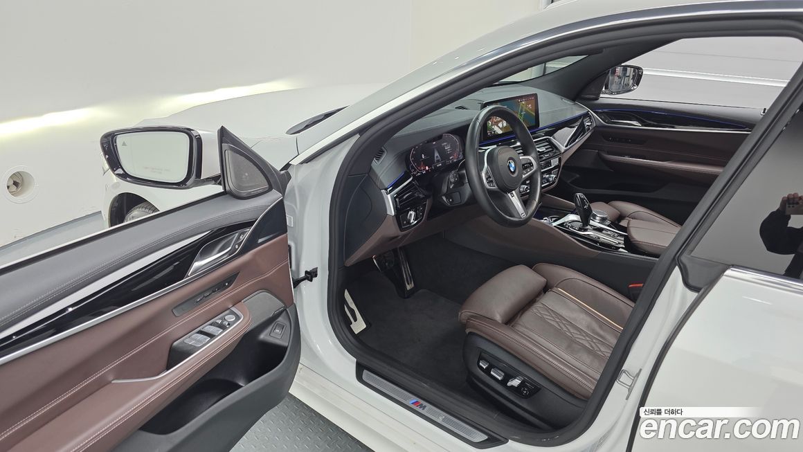 BMW Gran Turismo 2024