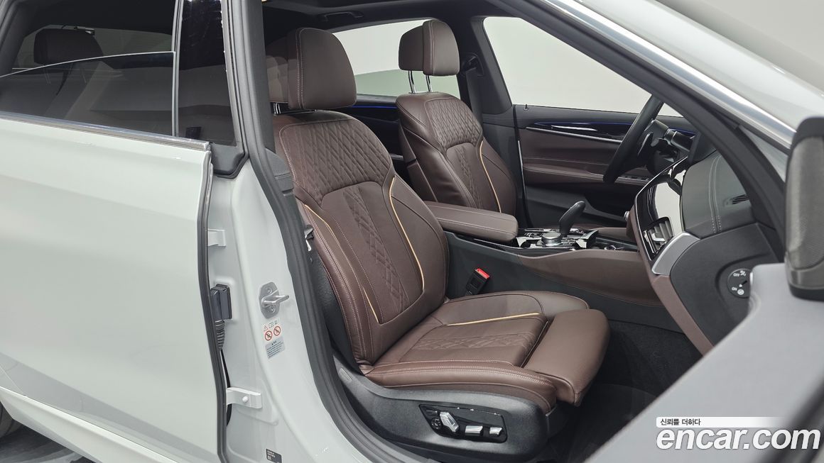 BMW Gran Turismo 2024