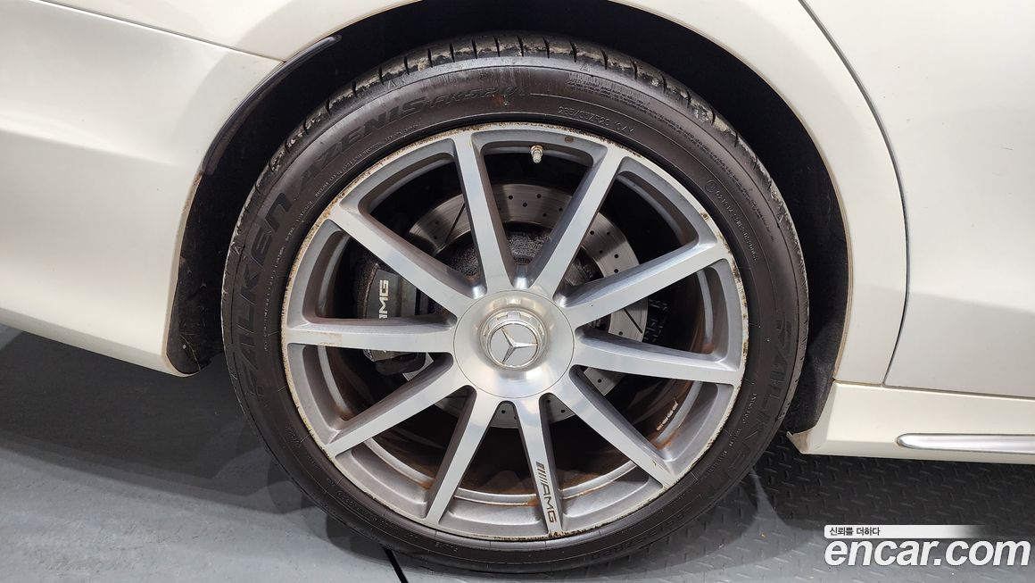 Mercedes-Benz S-Class 2015