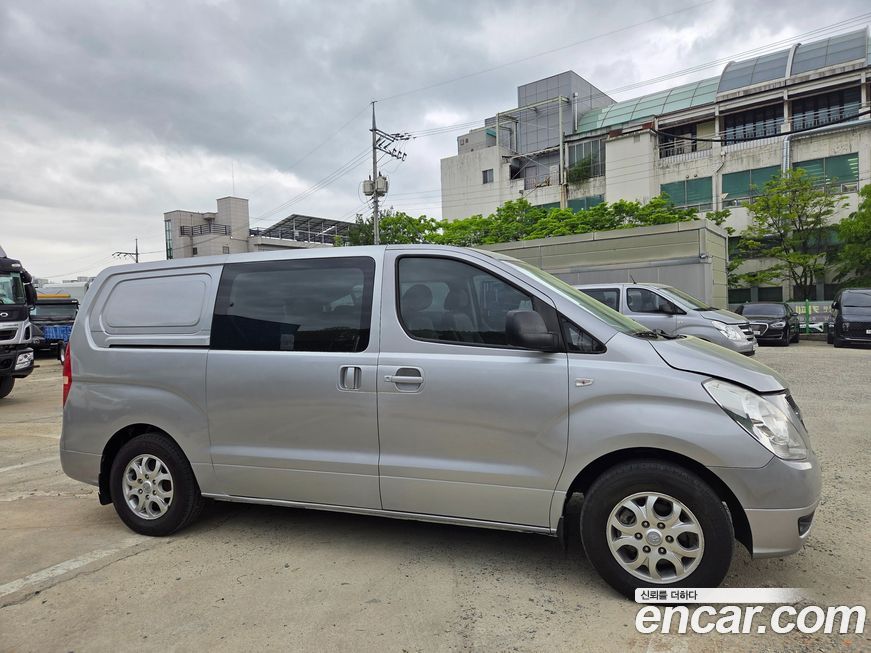 Hyundai Starex 2013