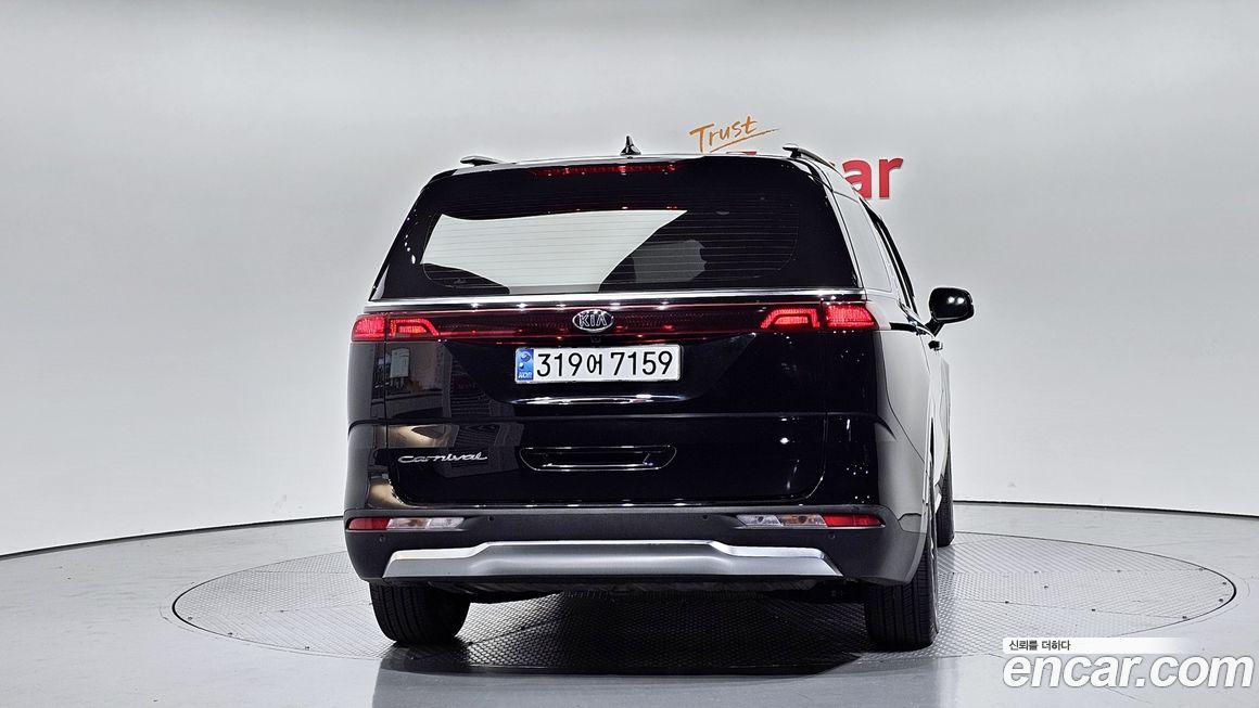 Kia Canival 2021
