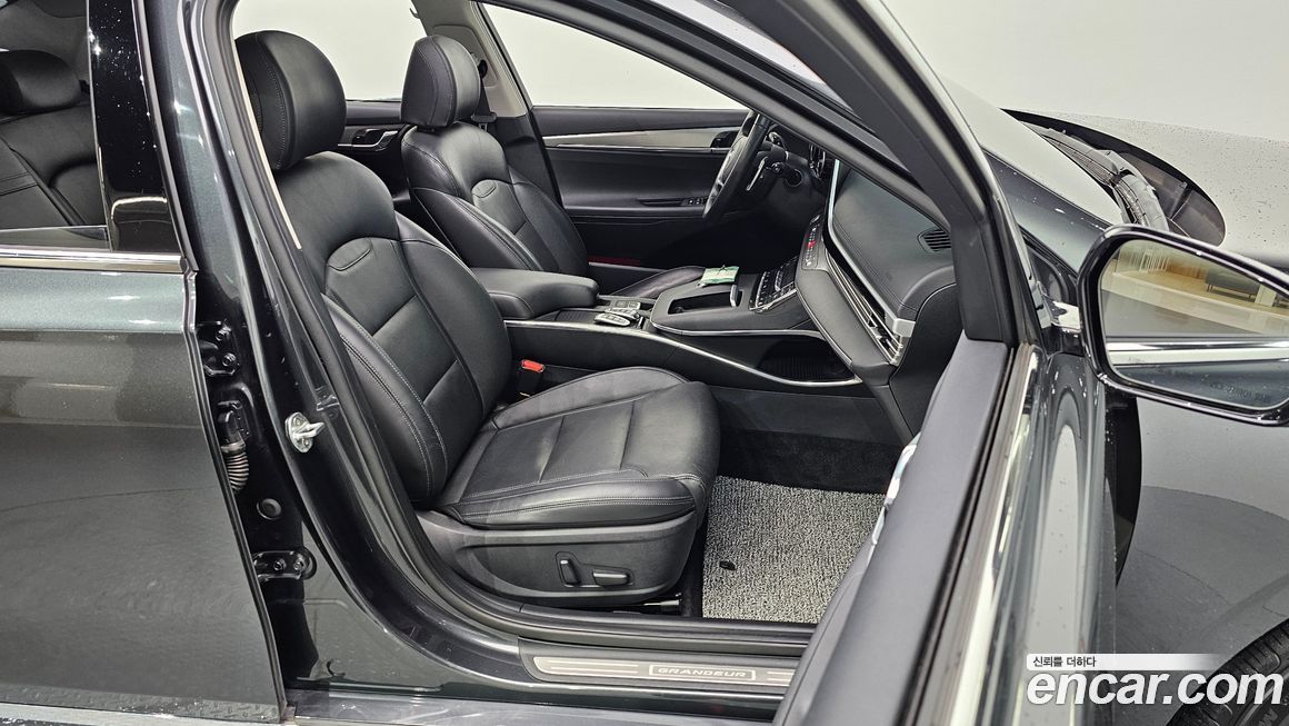 Hyundai Grandeur 2020