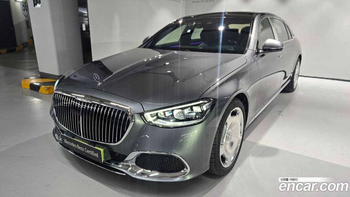 Mercedes-Benz S-Class 2025