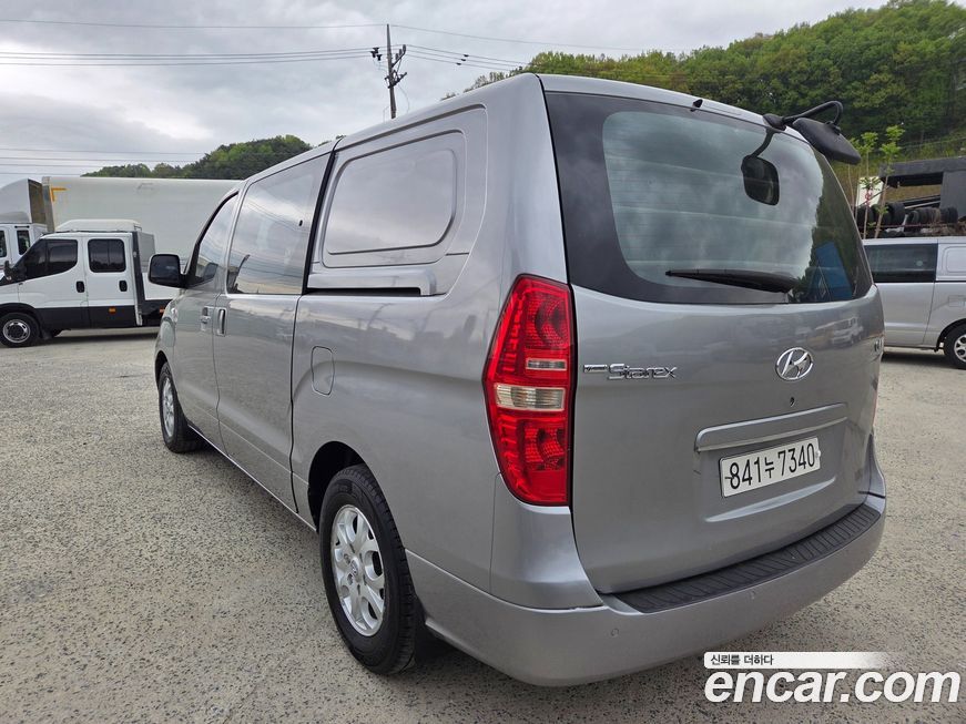Hyundai Starex 2013