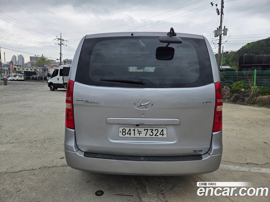 Hyundai Starex 2013