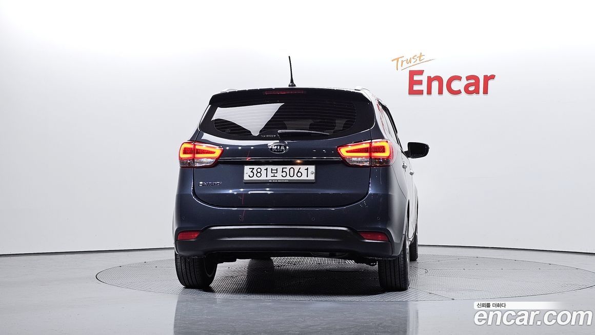 Kia Carens 2015