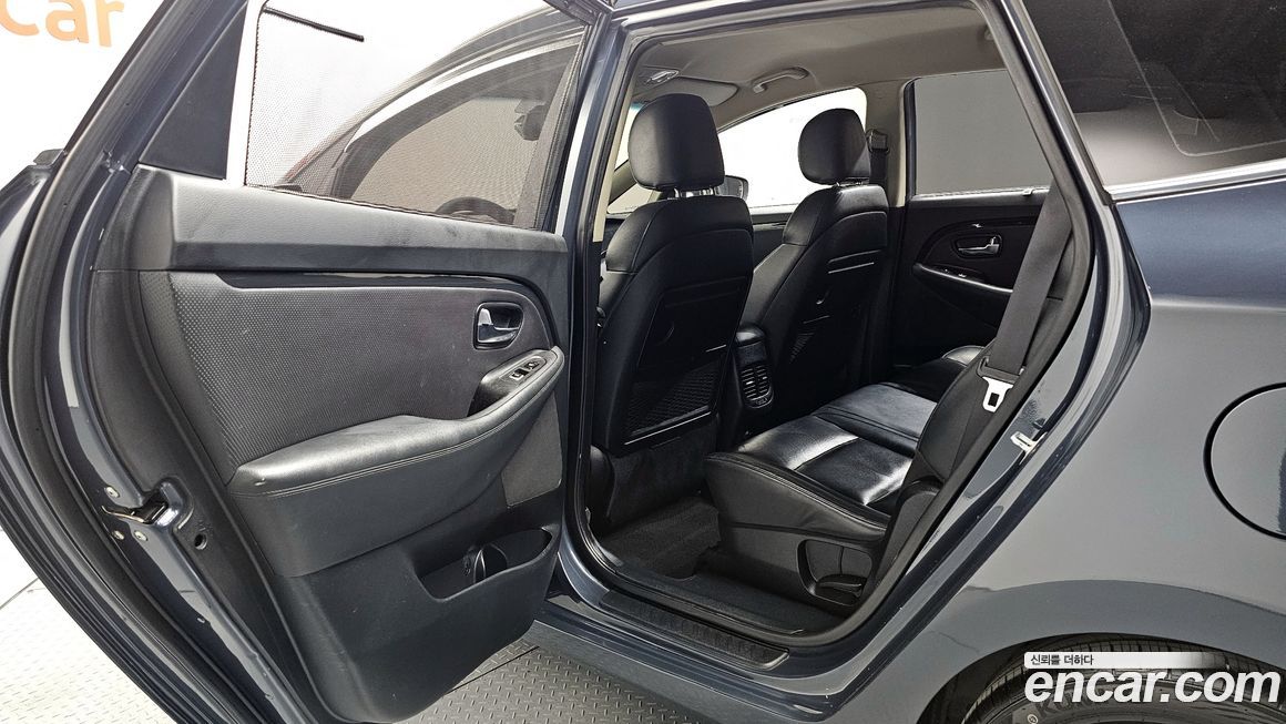 Kia Carens 2015