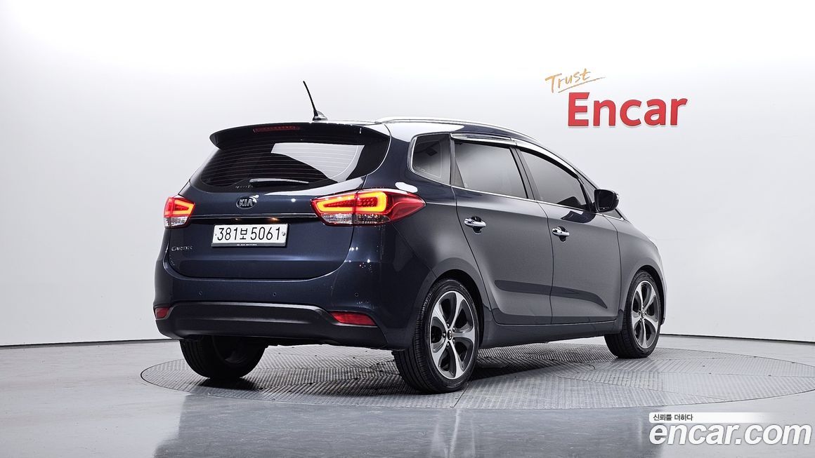 Kia Carens 2015