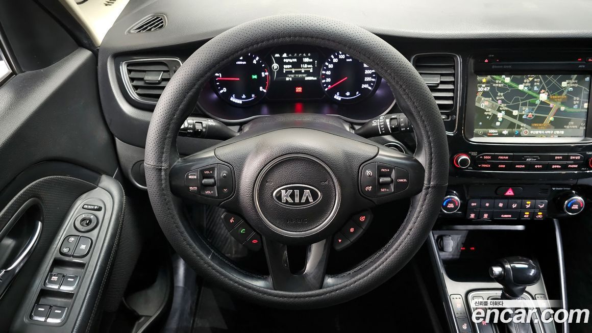 Kia Carens 2015