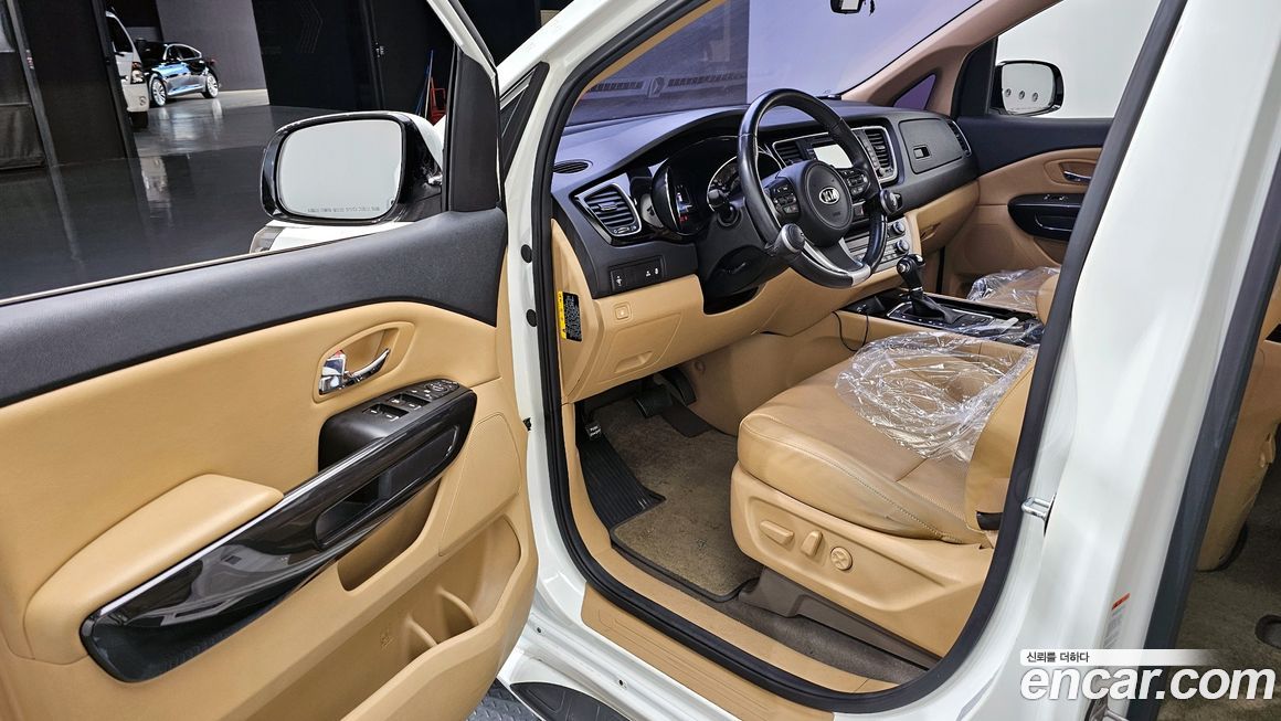 Kia Canival 2016