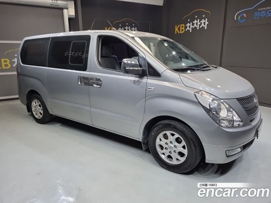 Hyundai Starex 2015