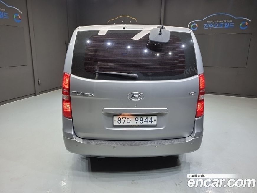 Hyundai Starex 2015