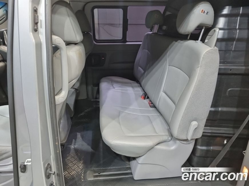 Hyundai Starex 2015