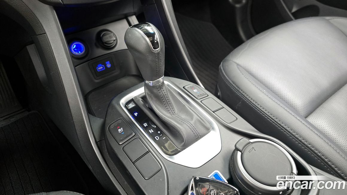 Hyundai Santafe 2016