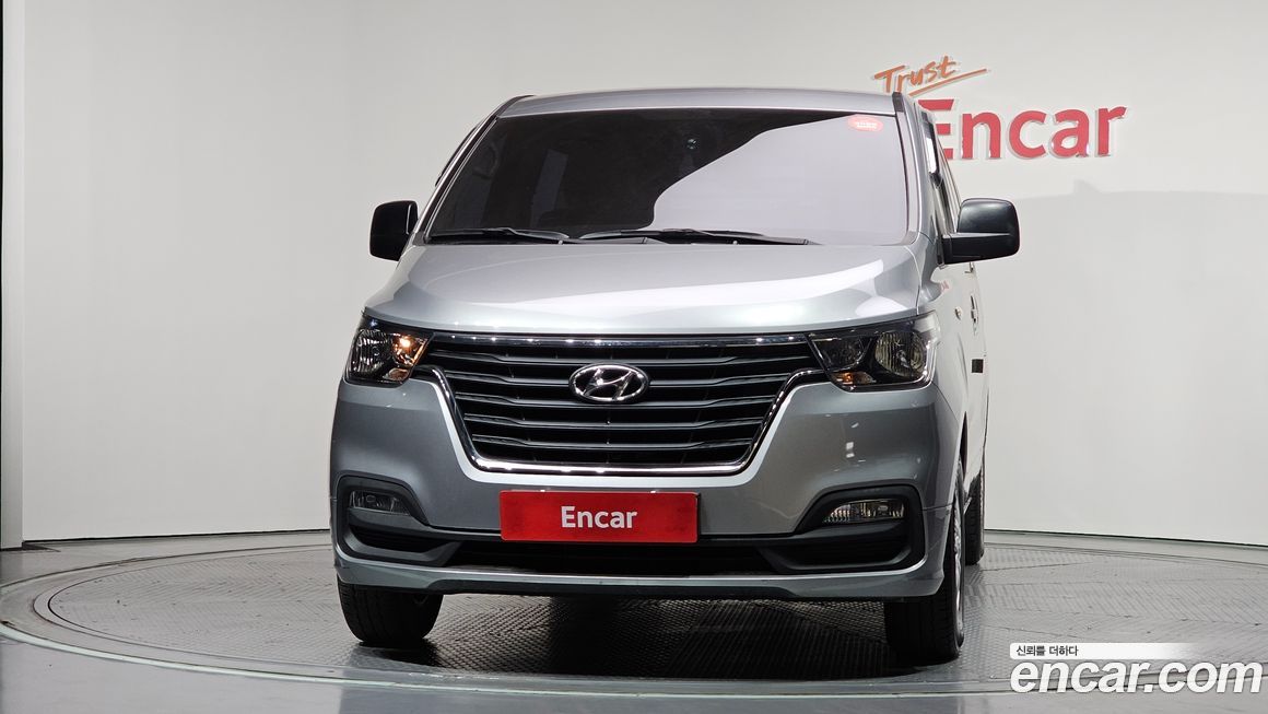 Hyundai Starex 2019