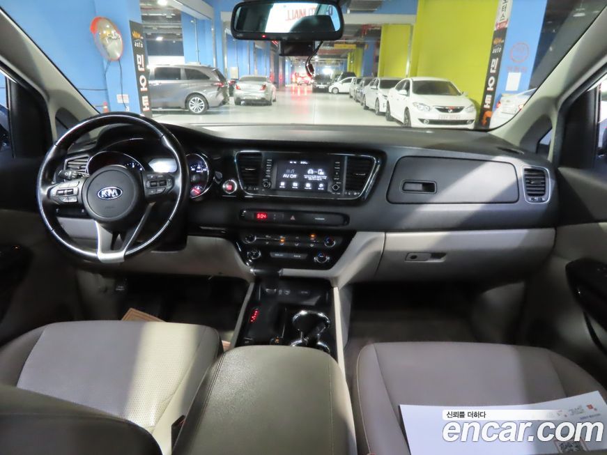 Kia Canival 2019