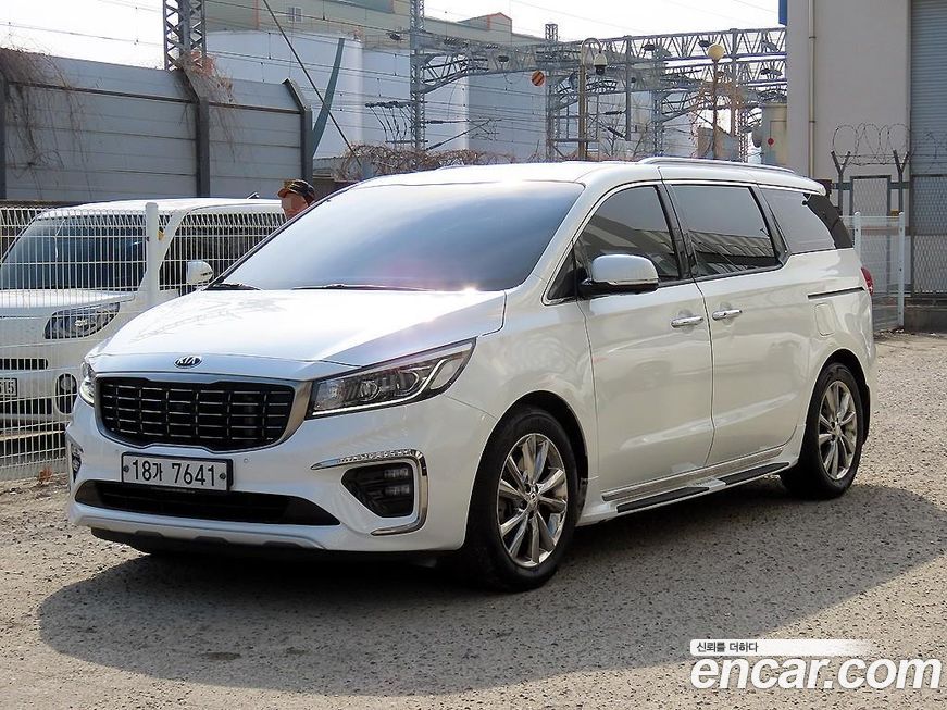 Kia Canival 2019