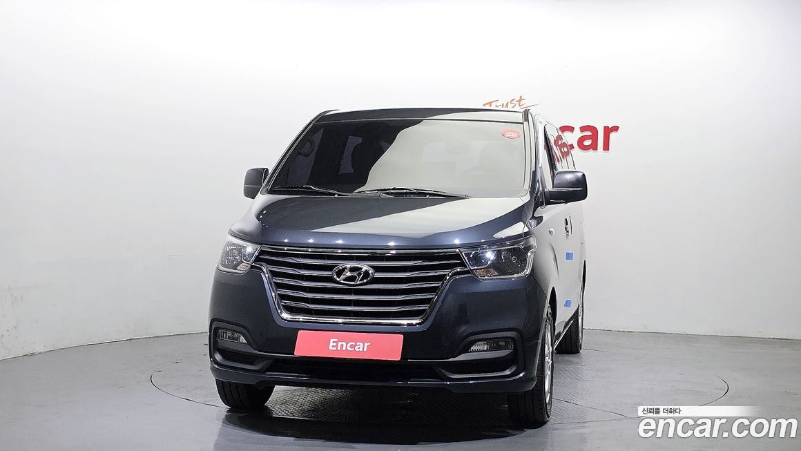 Hyundai Starex 2019