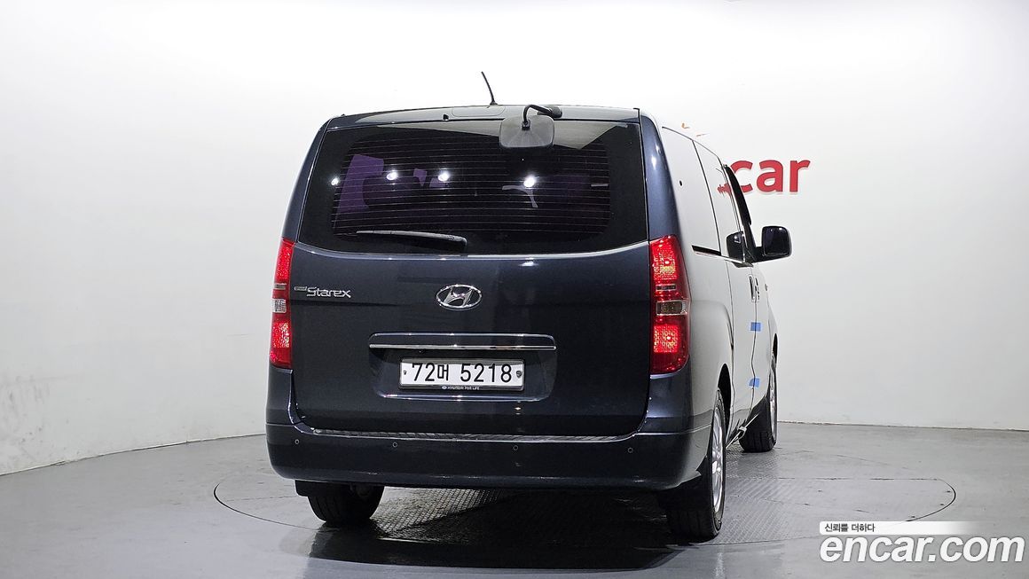 Hyundai Starex 2019
