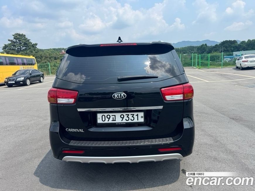 Kia Canival 2018