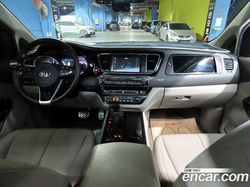 Kia Canival 2018