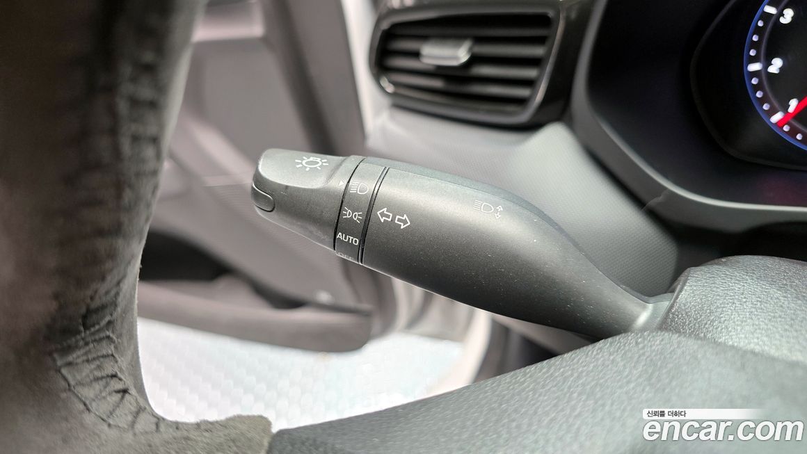 Hyundai Veloster 2019