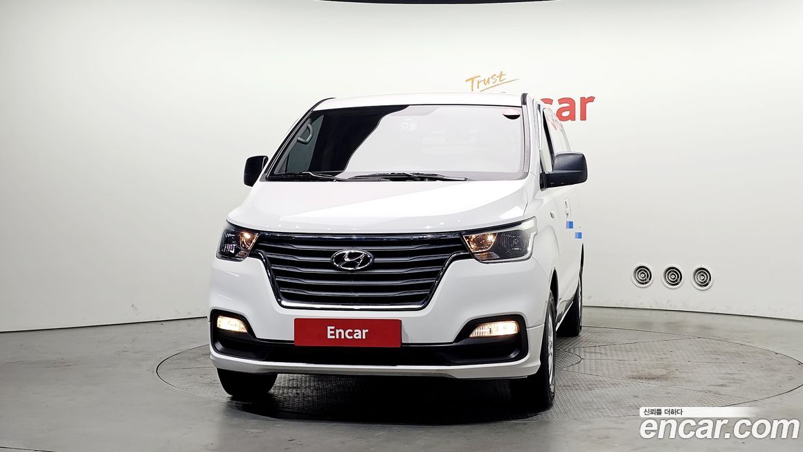 Hyundai Starex 2019