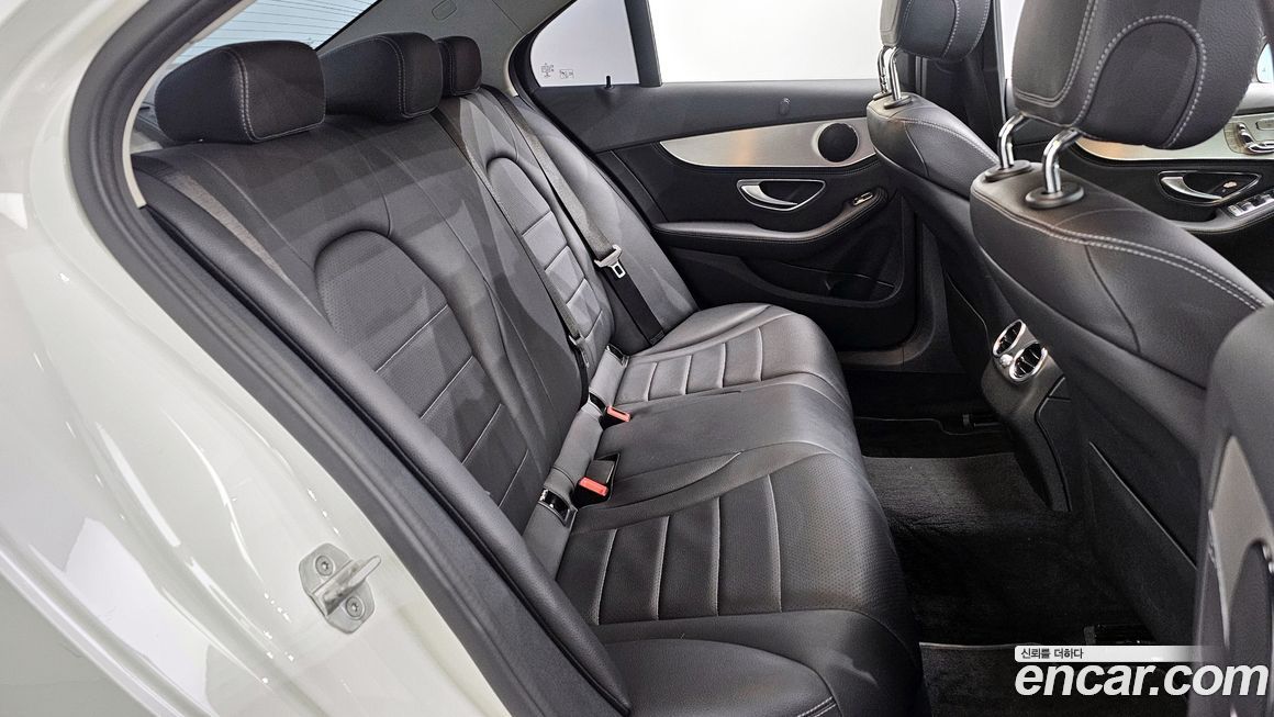 Mercedes-Benz C-Class 2016