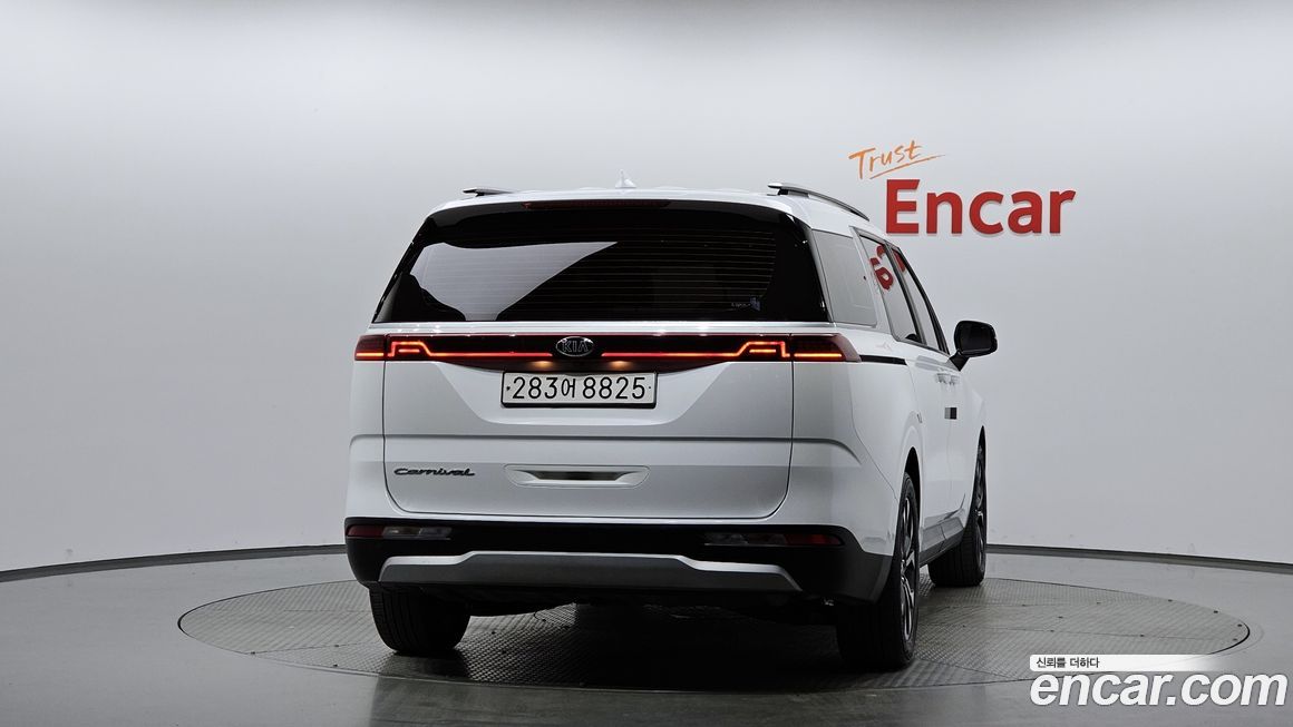 Kia Canival 2021