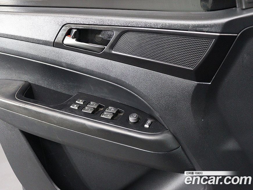 KG_Mobility_Ssangyong Rexton 2020