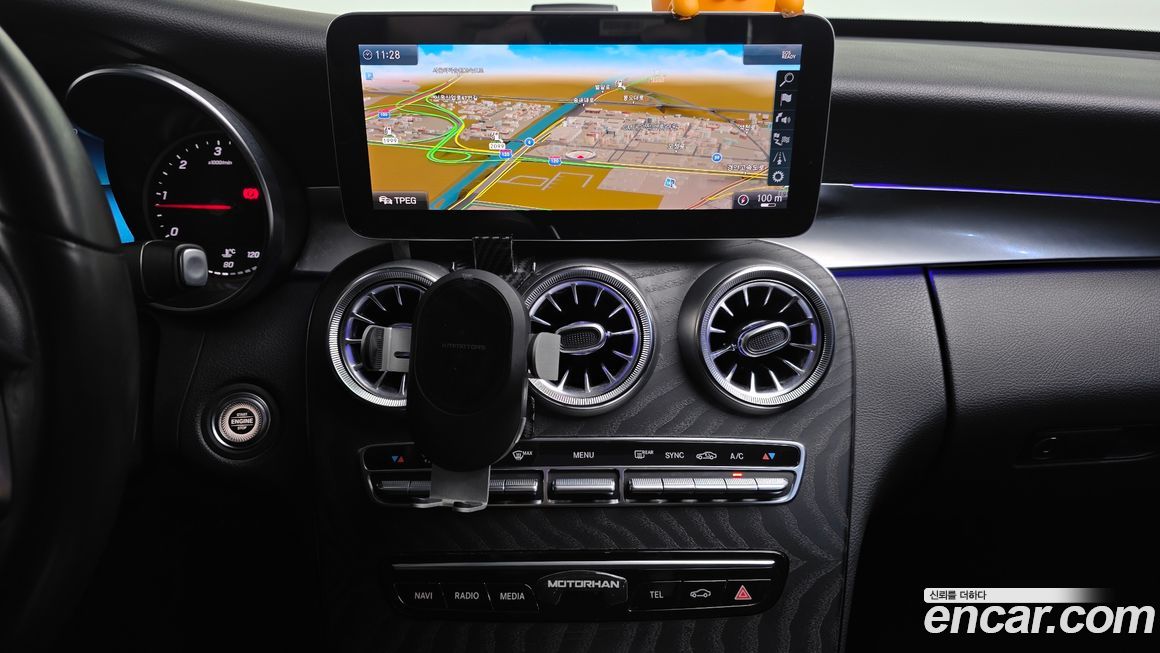 Mercedes-Benz C-Class 2019