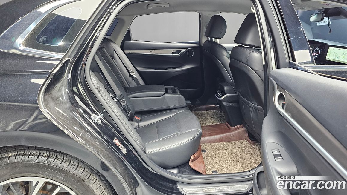 Hyundai Grandeur 2020