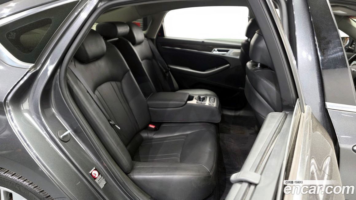 Genesis G80 2018