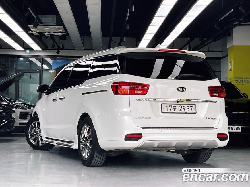 Kia Canival 2019
