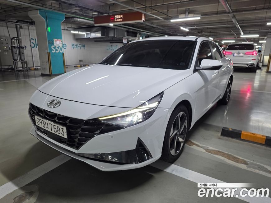 Hyundai AVANTE 2022