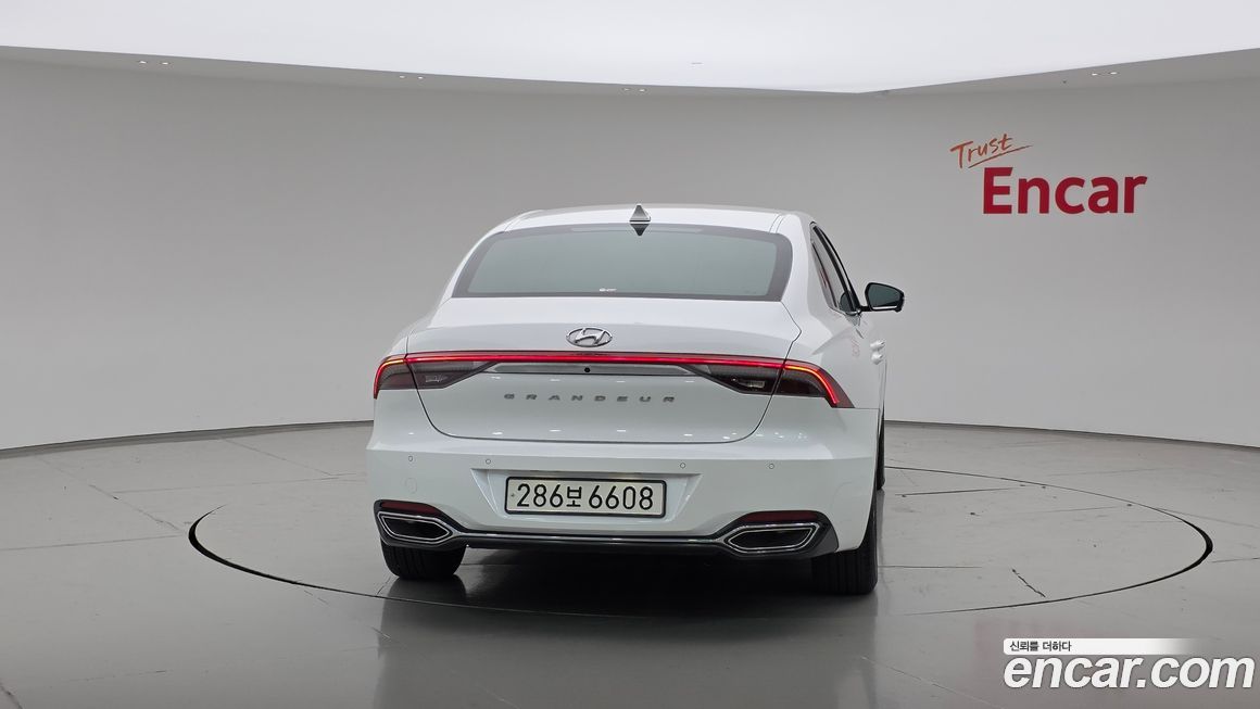 Hyundai Grandeur 2022