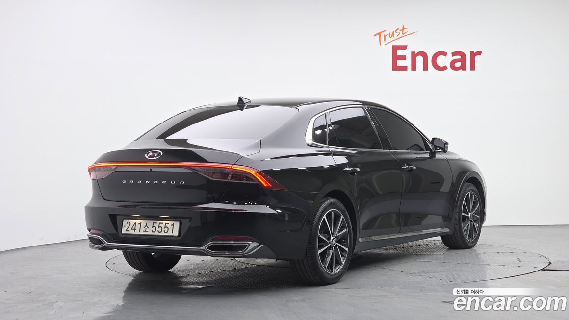 Hyundai Grandeur 2022