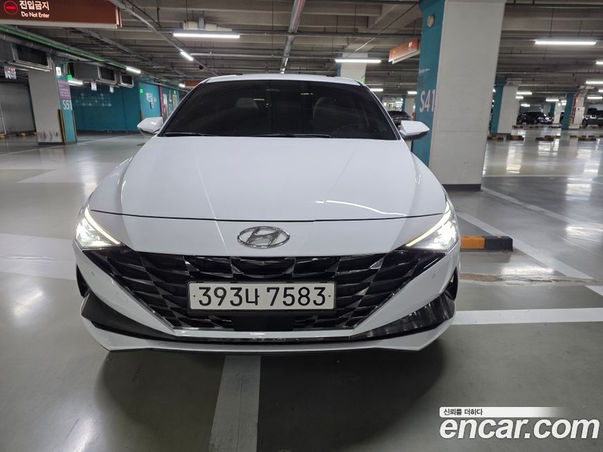 Hyundai AVANTE 2022