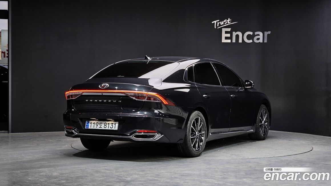 Hyundai Grandeur 2021