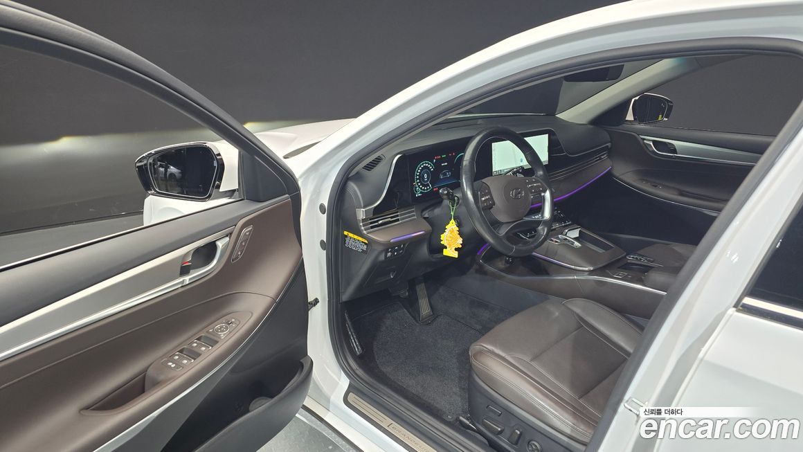 Hyundai Grandeur 2020